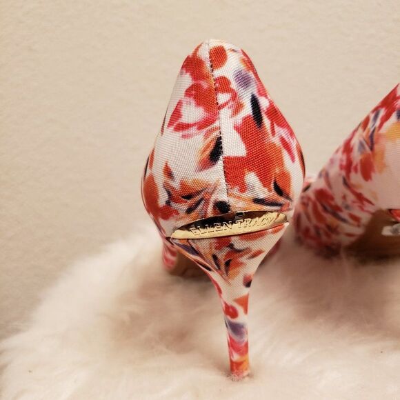 New Ellen Tracy floral summer heels - Picture 4 of 5